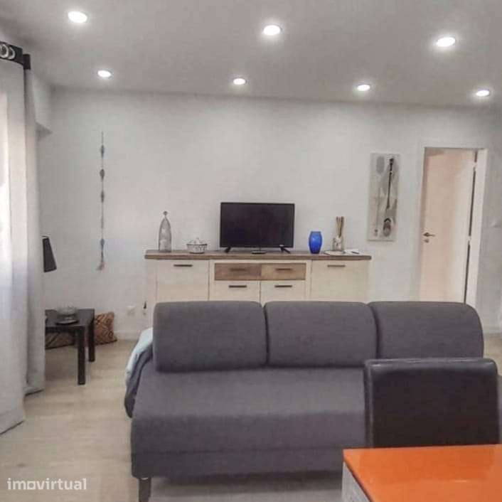 Apartamento T2 Arrendamento em Santa Iria de Azoia, São João da Talha - Grande imagem: 4/15