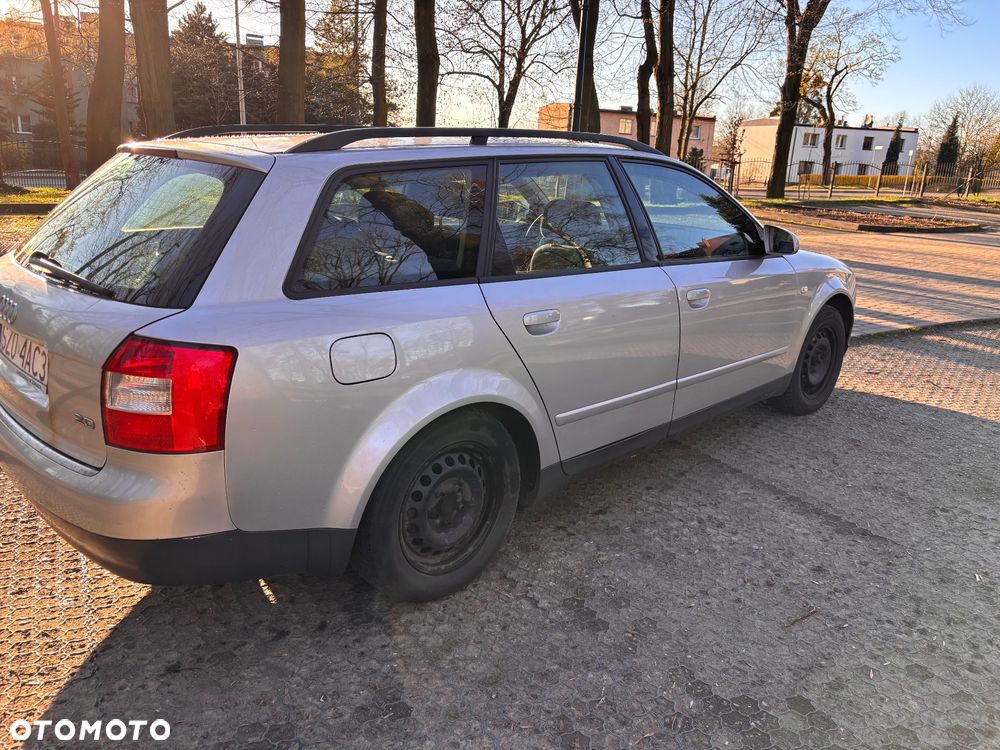 Audi A4 Avant - 3