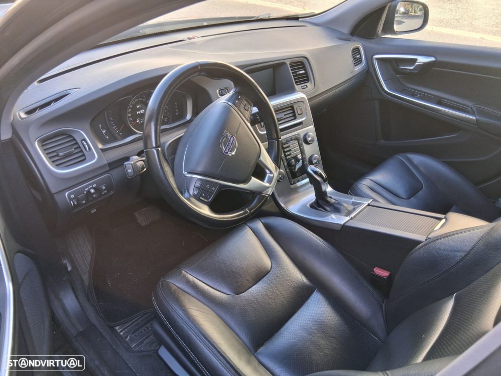 Volvo V60 1.5 T3 Kinetic - 8
