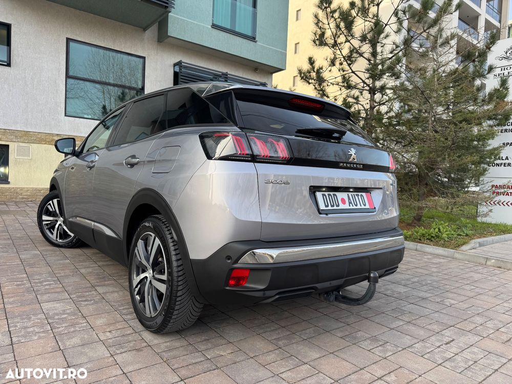 Peugeot 3008 Plug-In Hybrid 225 e-EAT8 Allure Pack - 6