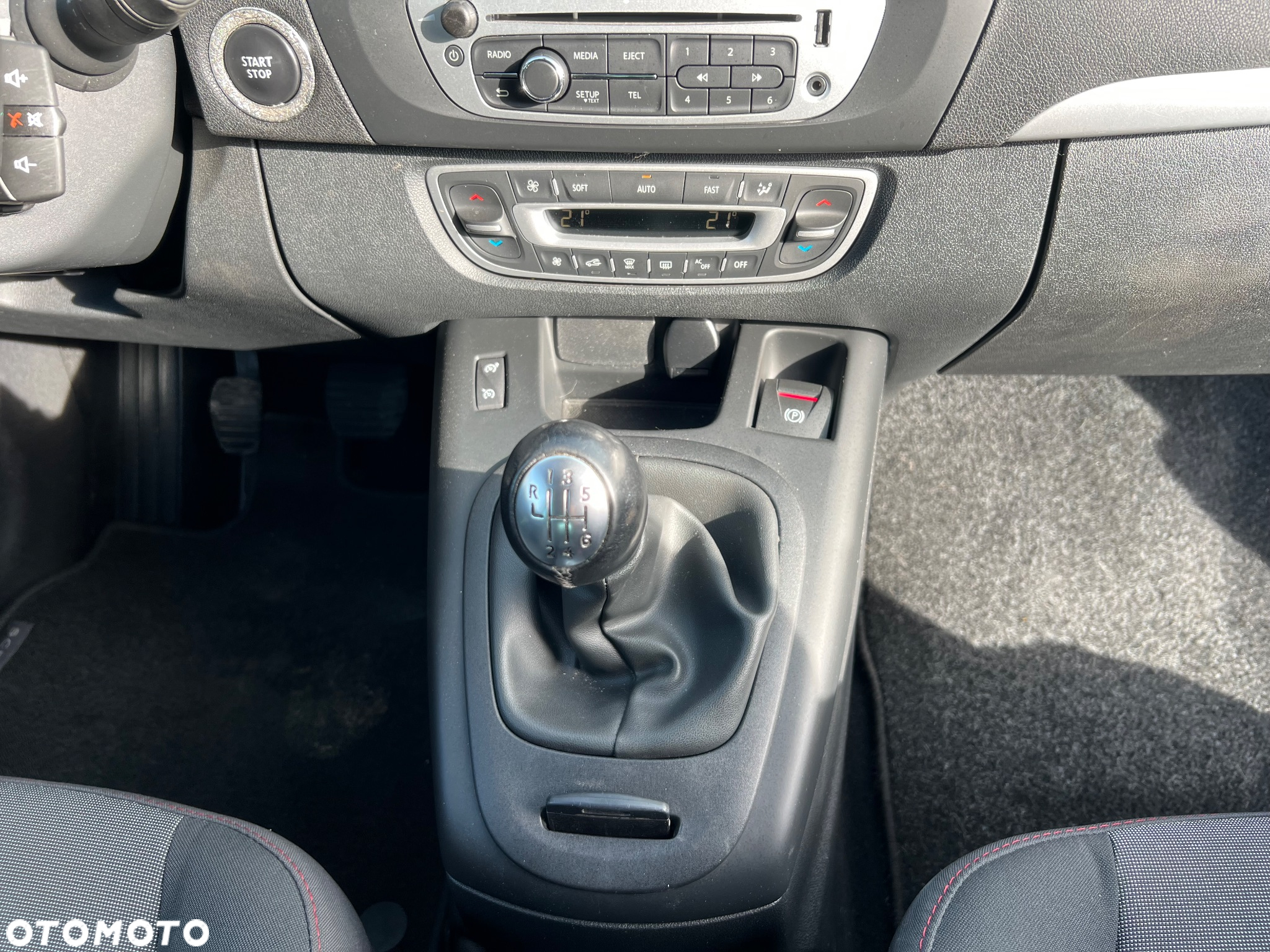 Renault Grand Scenic Gr 1.5 dCi Energy Limited EU6 - 11