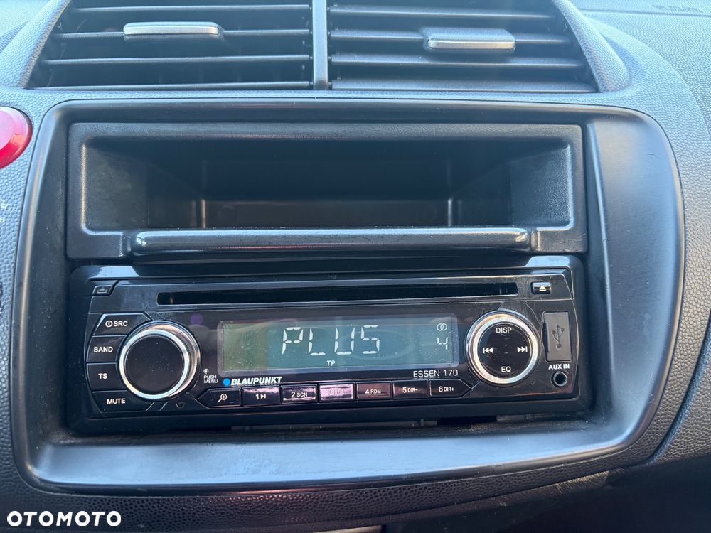 Honda Civic 1.4 i-VTEC Comfort - 28