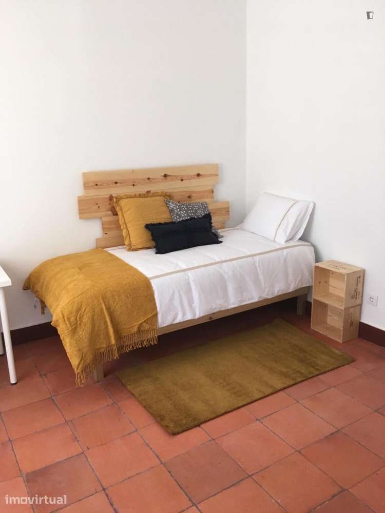 Quarto - localizado em Oeiras Lisbon - Grande imagem: 3/25