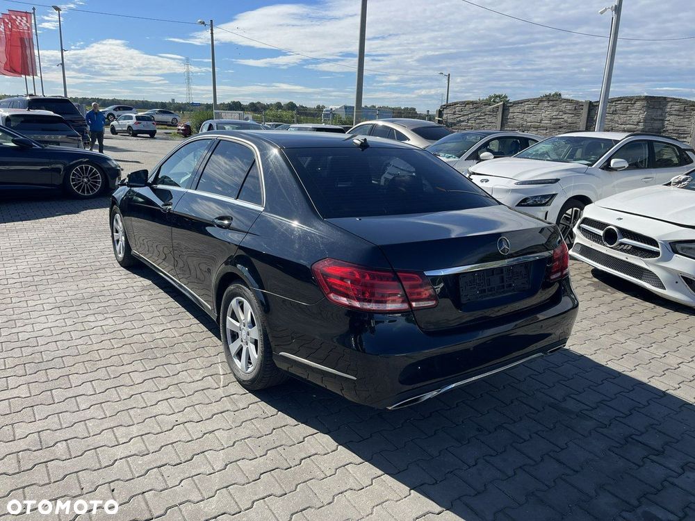 Mercedes-Benz Klasa E 200 BlueTEC 7G-TRONIC - 4