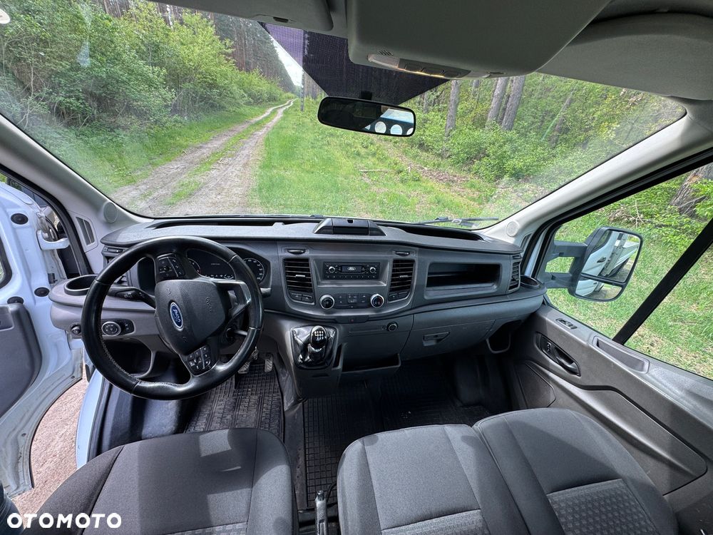 Ford Transit - 9