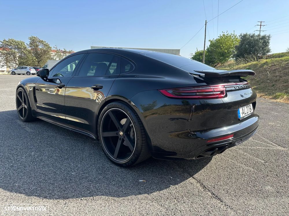 Porsche Panamera 4 S - 18