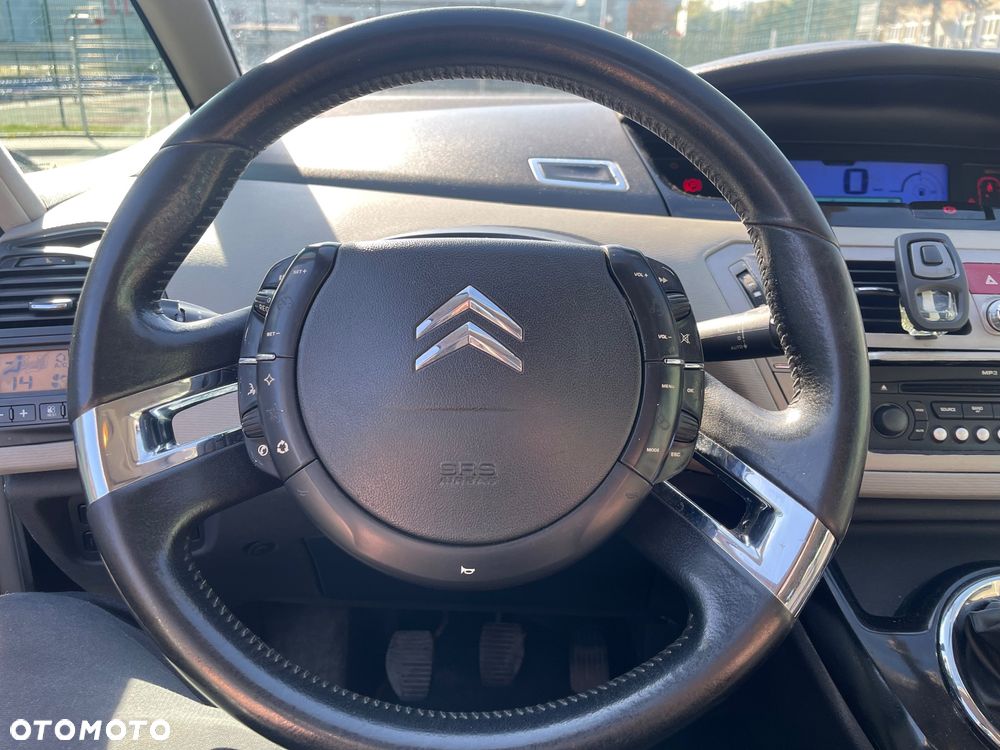 Citroën C4 Grand Picasso - 17