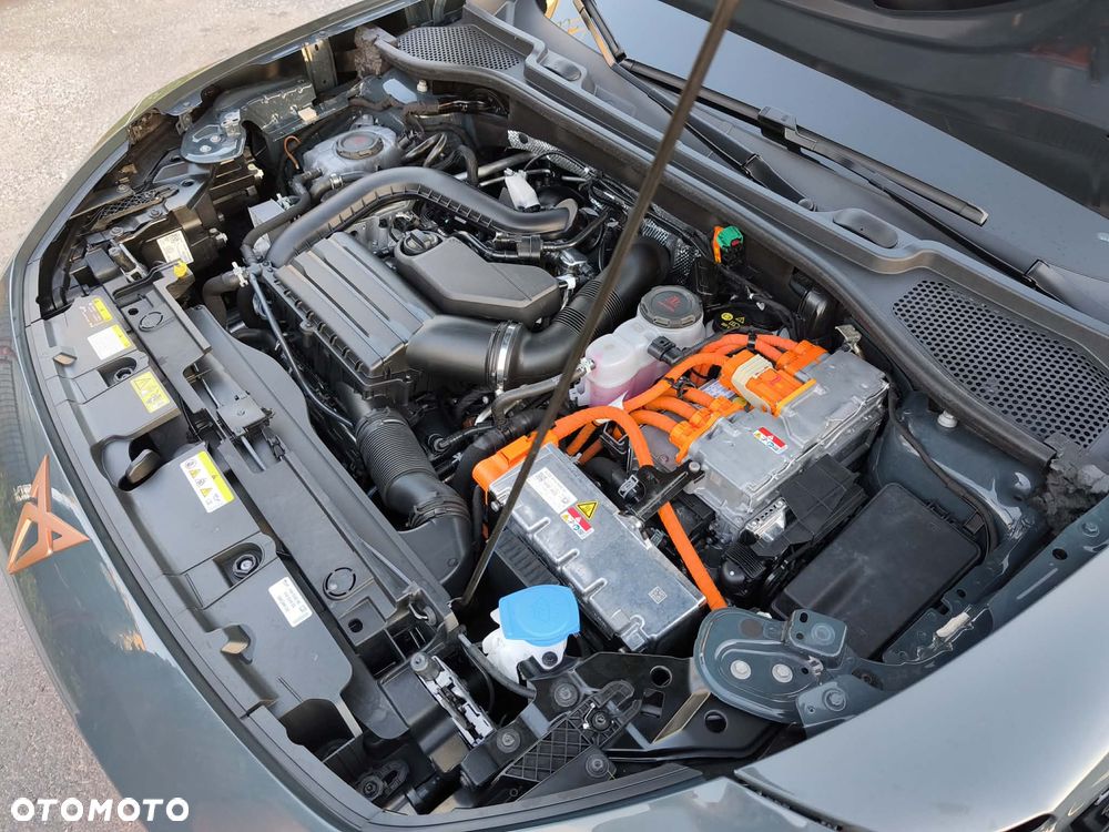 Cupra Formentor 1.5 e-Hybrid DSG - 19
