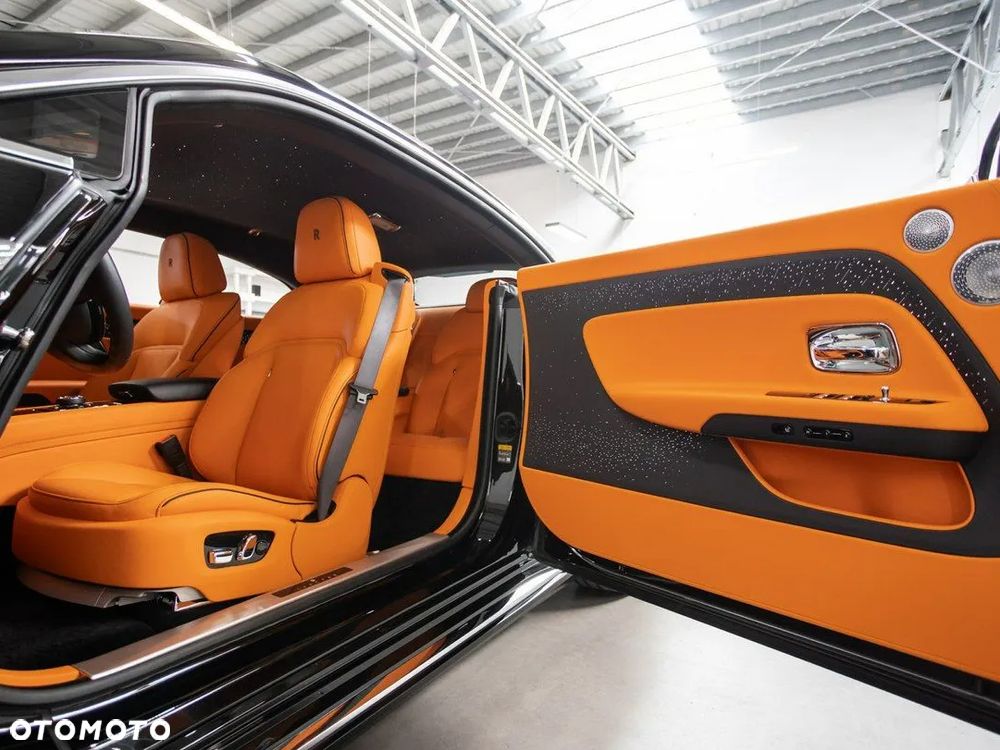 Rolls-Royce Spectre - 31