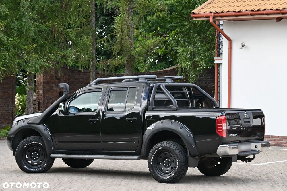Nissan Navara 2.5 D R-Black - 2