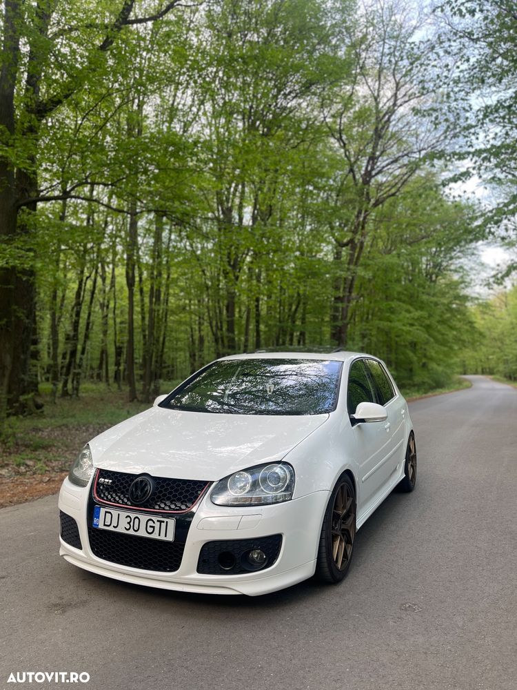 Volkswagen Golf 2.0 FSI GTI DSG 30 Edition - 3