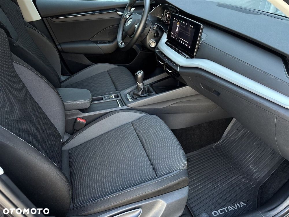Skoda Octavia 1.5 TSI Selection - 9