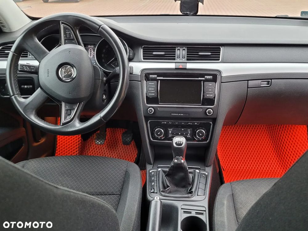 Skoda Superb - 20
