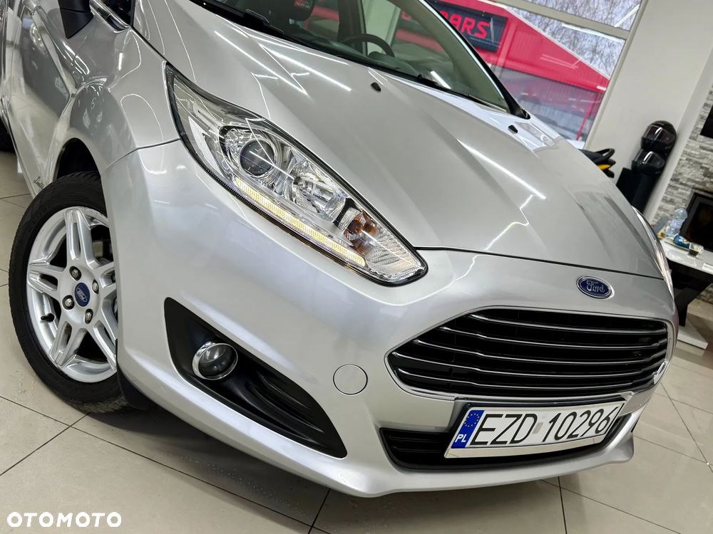 Ford Fiesta - 10