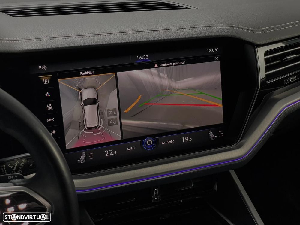 VW Touareg 3.0 TSI e-Hybrid Plus - 13