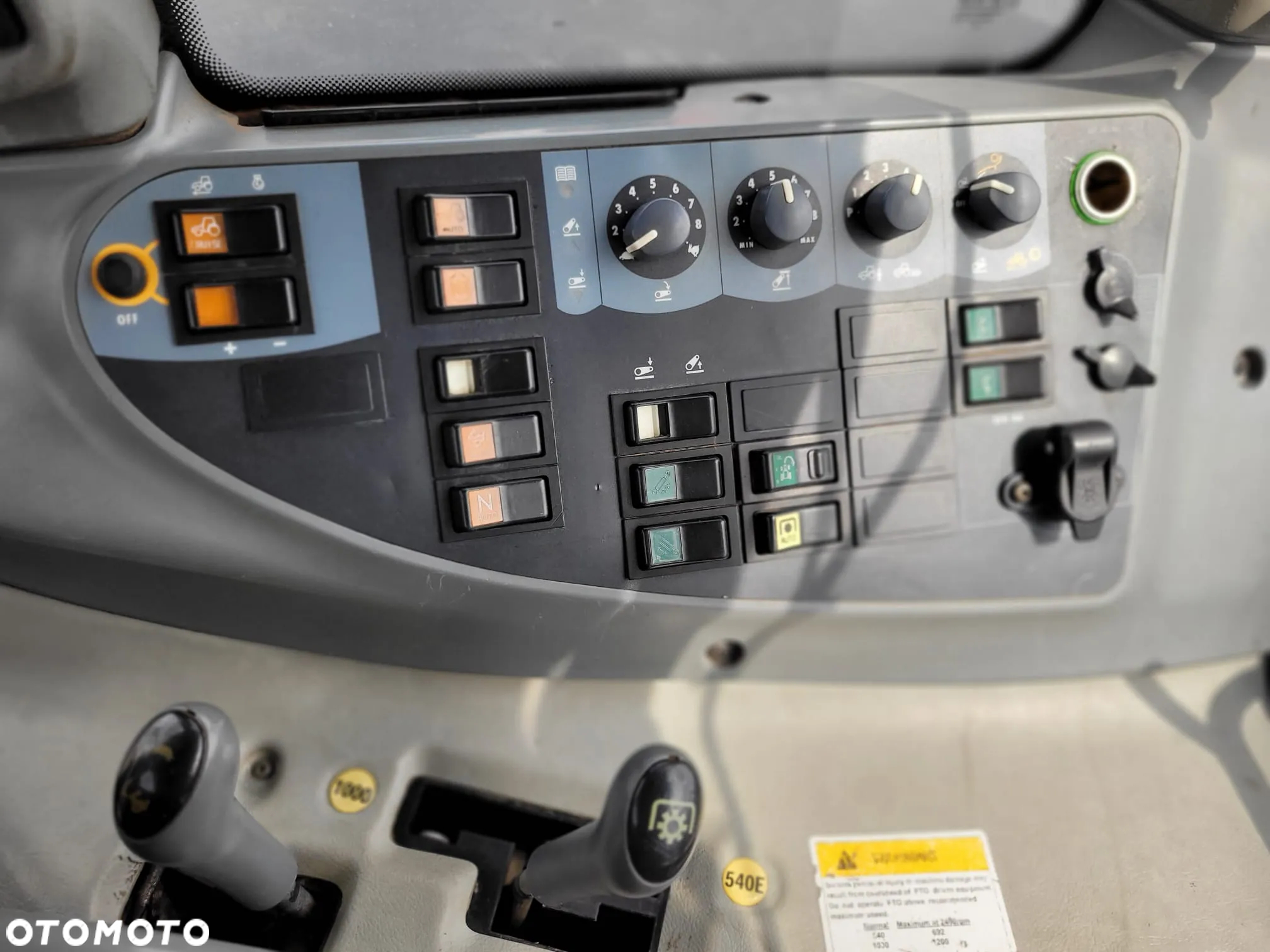 Valtra N121 - 9