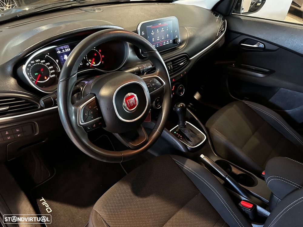 Fiat Tipo 1.6 M-Jet Lounge J17 DCT - 20