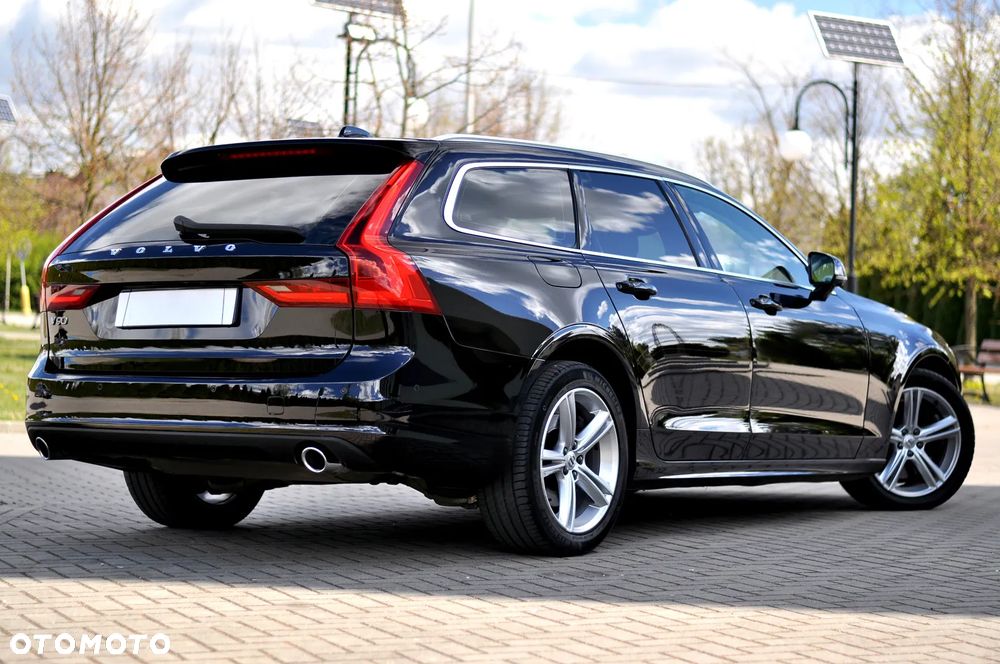 Volvo V90 D4 Momentum Pro - 14