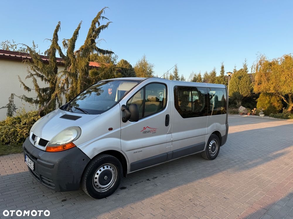 Renault Trafic dCi Passenger - 1