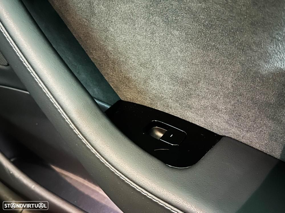 Tesla Model 3 Long-Range Dual Motor AWD - 28