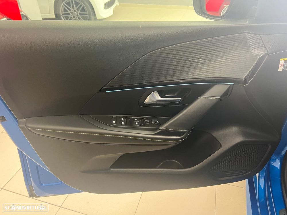 Peugeot e-208 50 kWh GT Line - 19