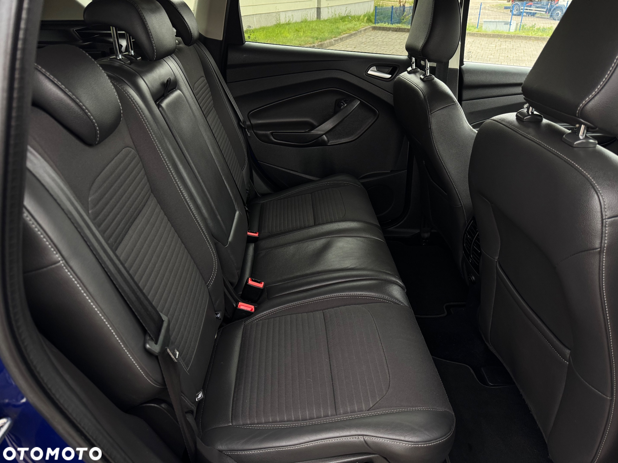 Ford Kuga 1.6 EcoBoost 2x4 Titanium - 17