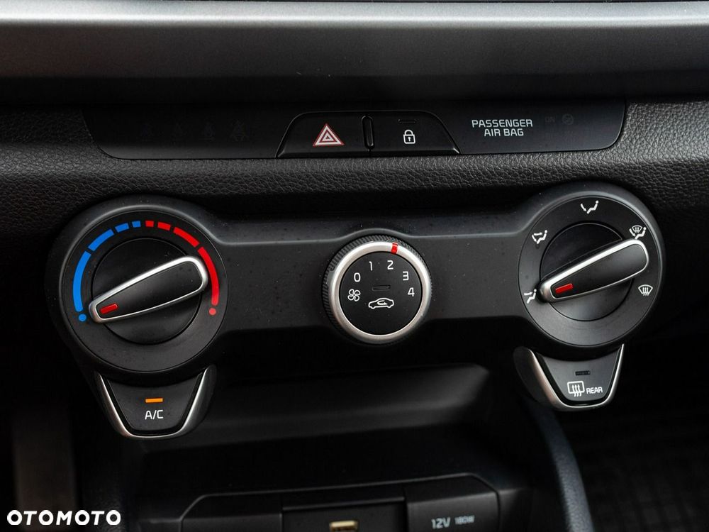 Kia Rio 1.2 M - 18