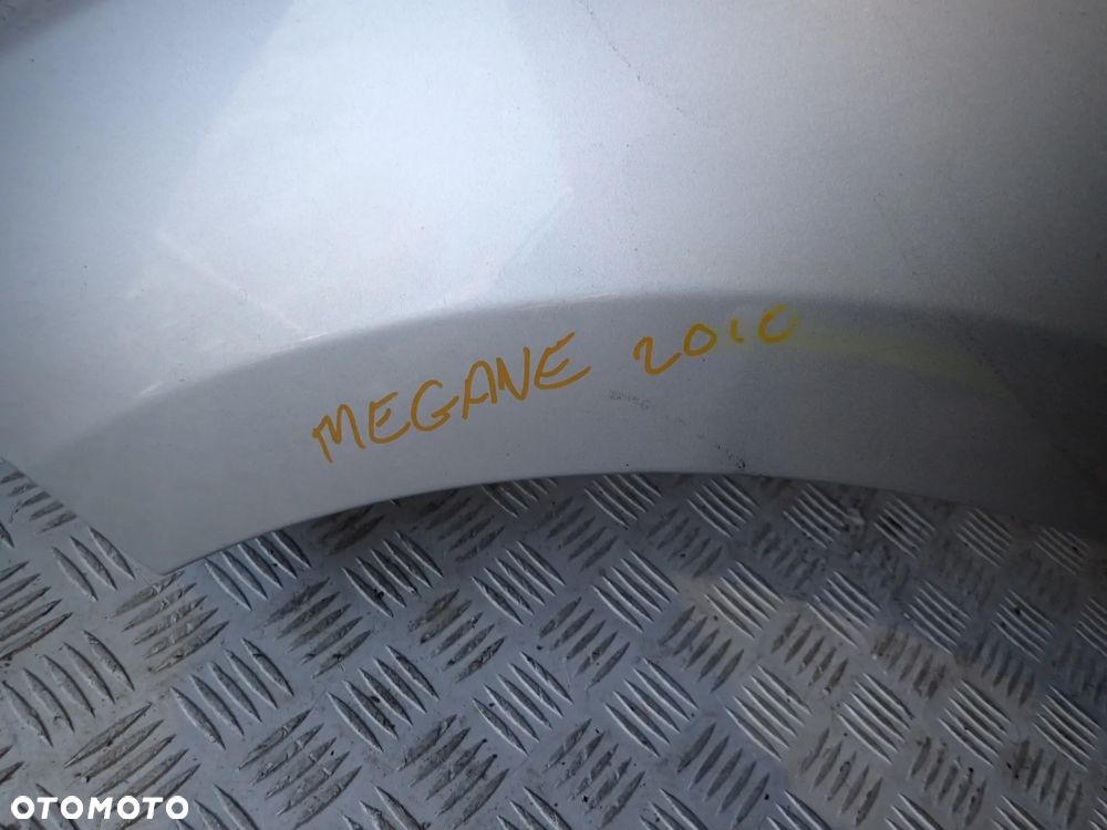 BŁOTNIK LEWY PRZÓD RENAULT MEGANE III - 2