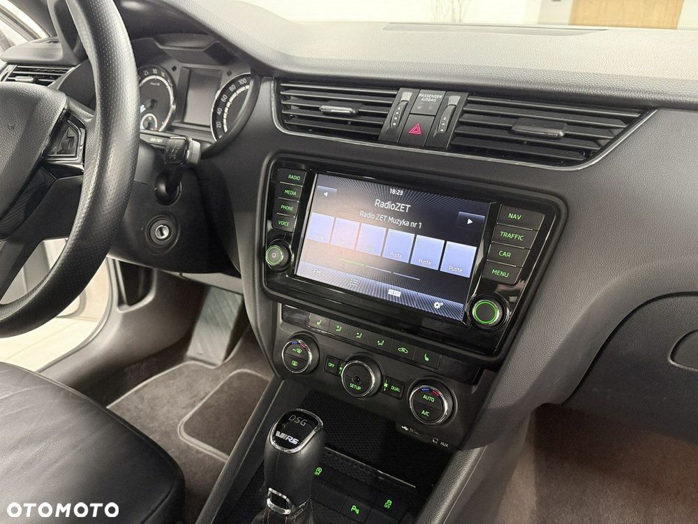 Skoda Octavia 2.0 TDI RS DSG - 20