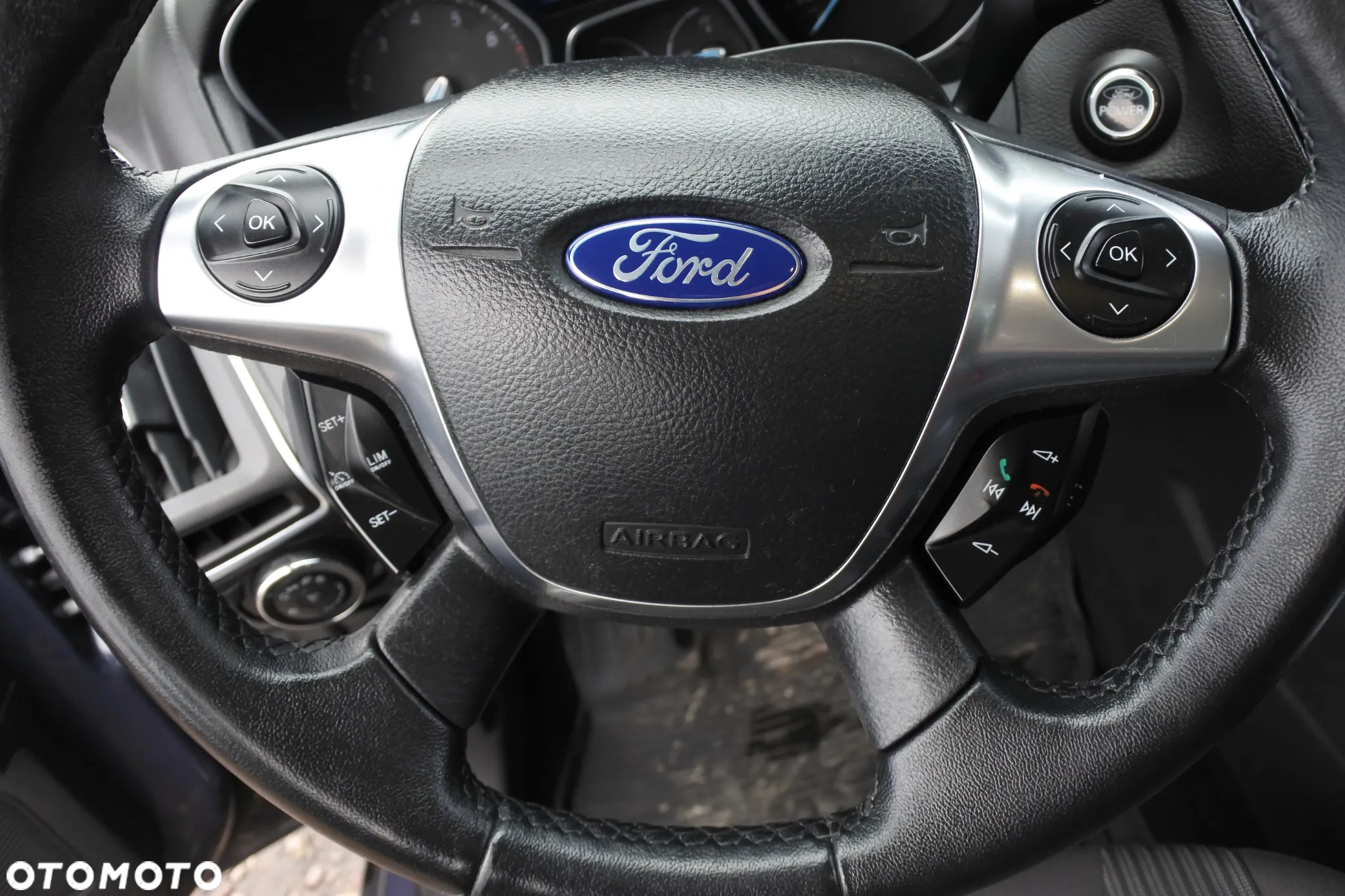 Ford Focus 1.6 EcoBoost Titanium - 18