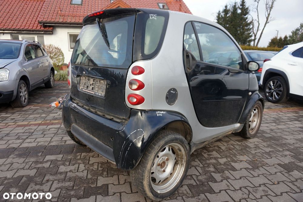 SMART FORTWO I 450 2000 EA4 0.8 CDI OM660.940 40KM 717409 CZARNY na części - 5