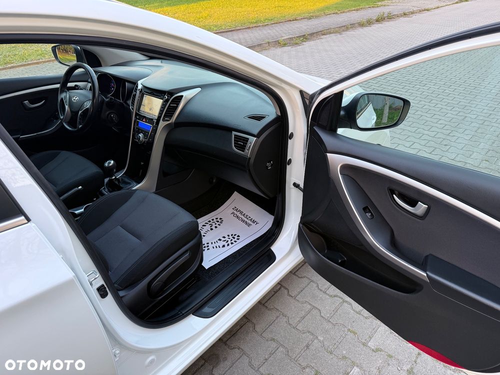 Hyundai i30 1.6 CRDi Premium - 15