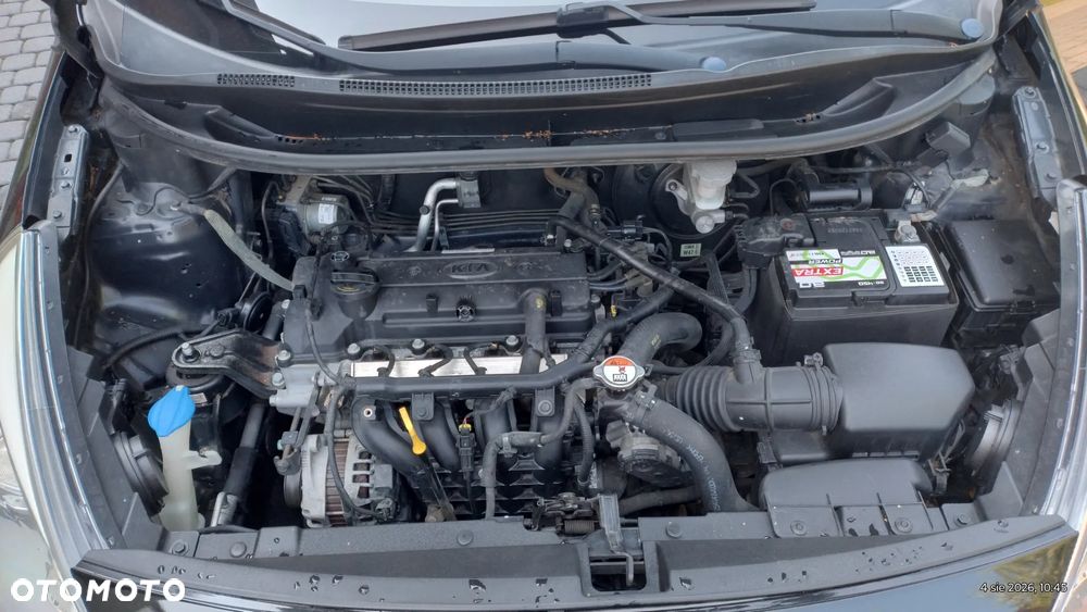 Kia Rio 1.2 Dream Team Edition - 24
