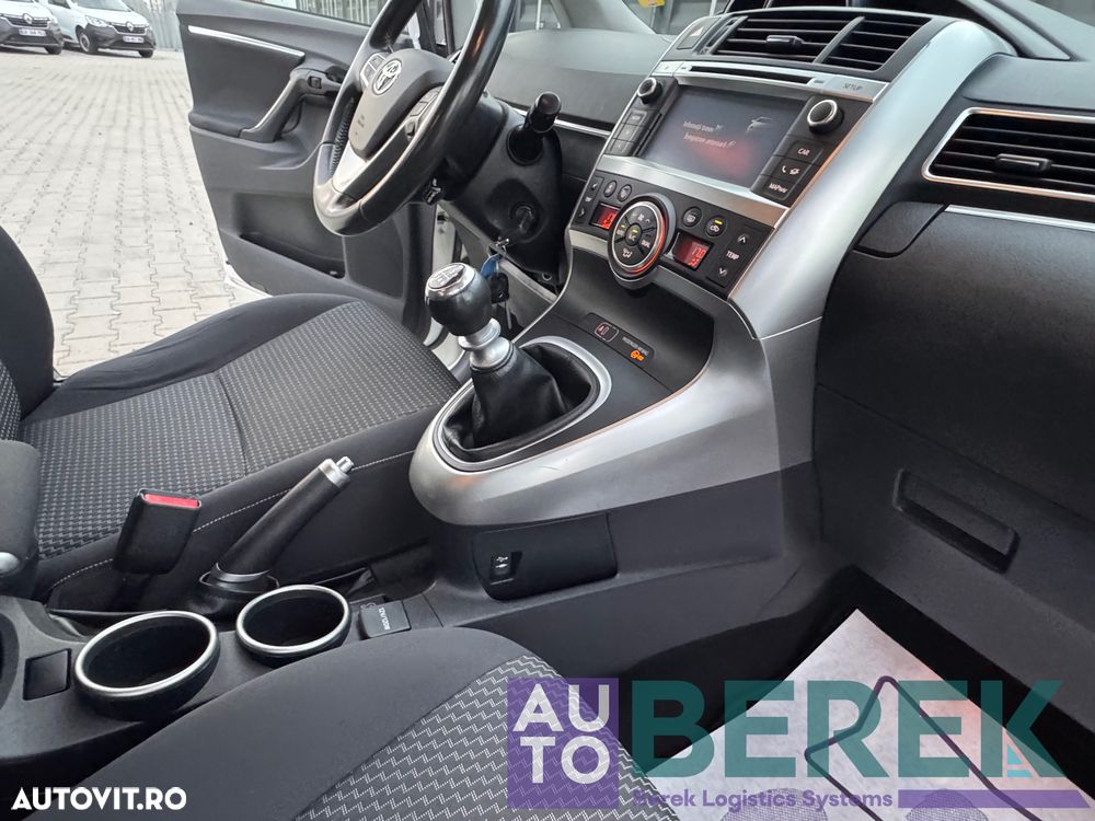 Toyota Verso - 10