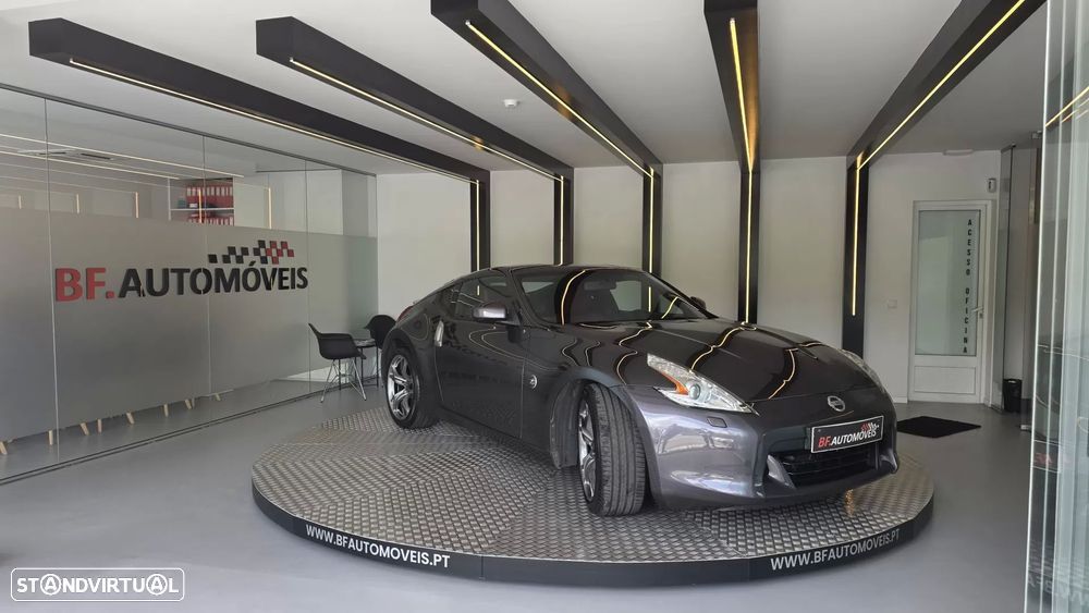 Nissan 370 Z Black Edition - 6