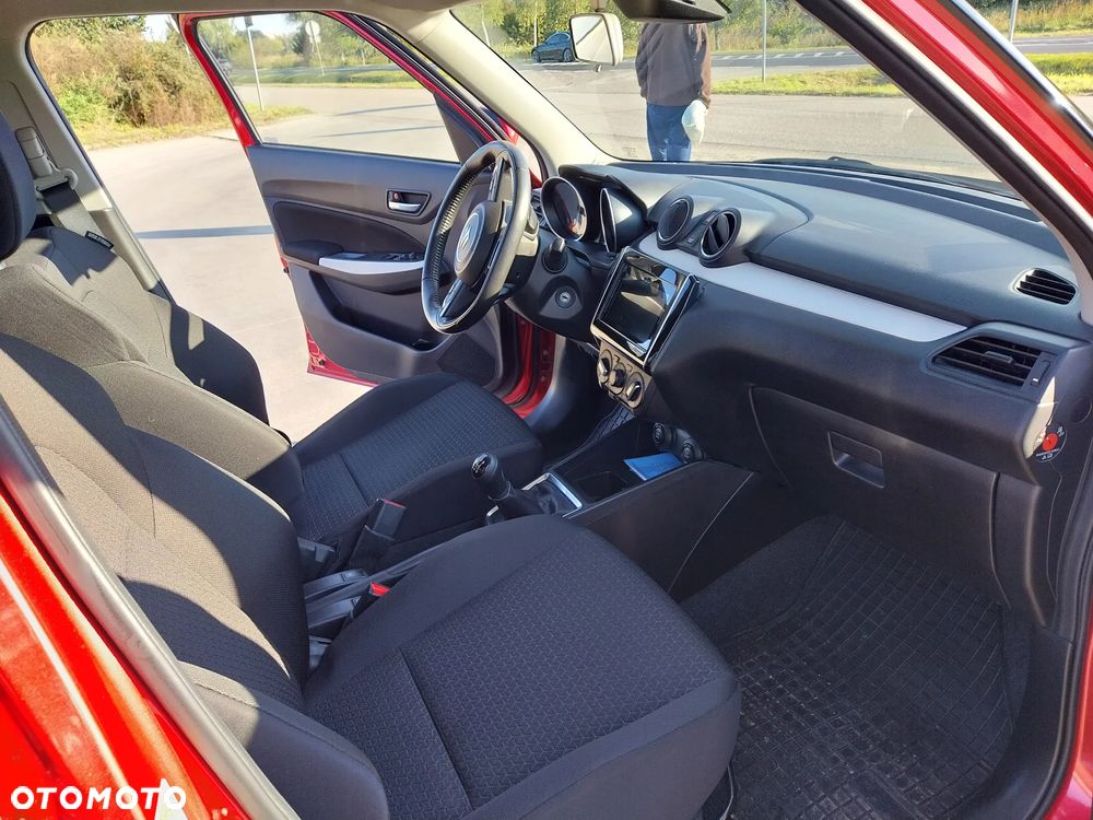 Suzuki Swift 1.2 Dualjet SHVS Premium - 4
