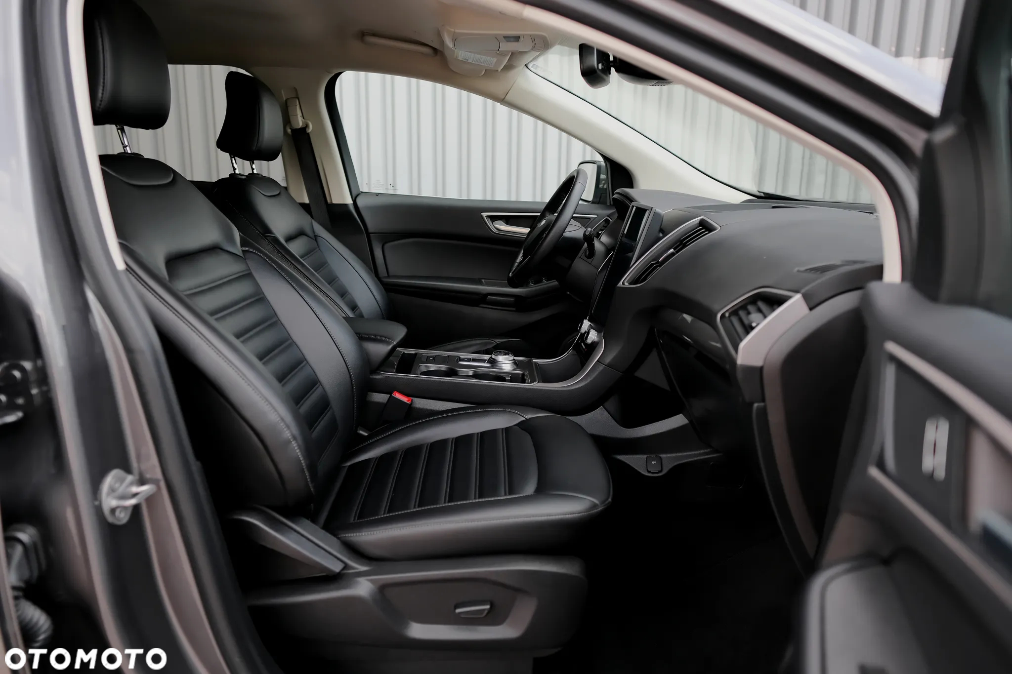 Ford Edge - 22