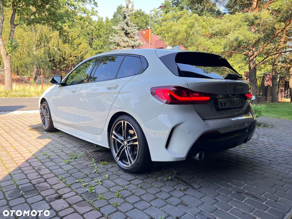 BMW Seria 1 116d Edition M Sport Shadow - 12