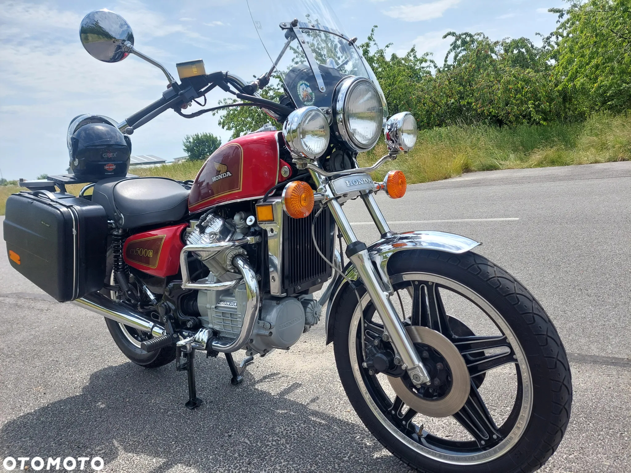 Honda CX - 6