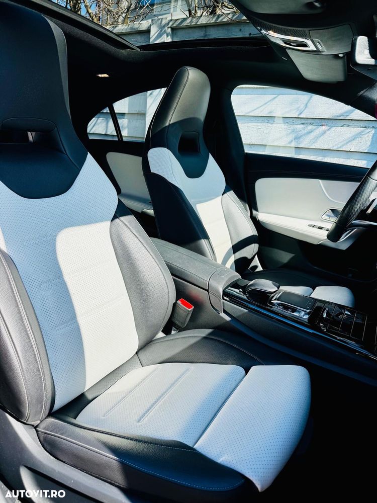 Mercedes-Benz CLA 250 4MATIC Coupe - 28