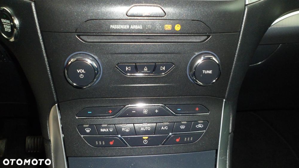 Ford S-Max 2.0 TDCi Titanium - 14