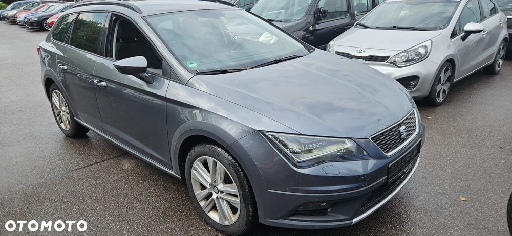 Seat Leon 2.0 TDI DPF XCELLENCE - 1