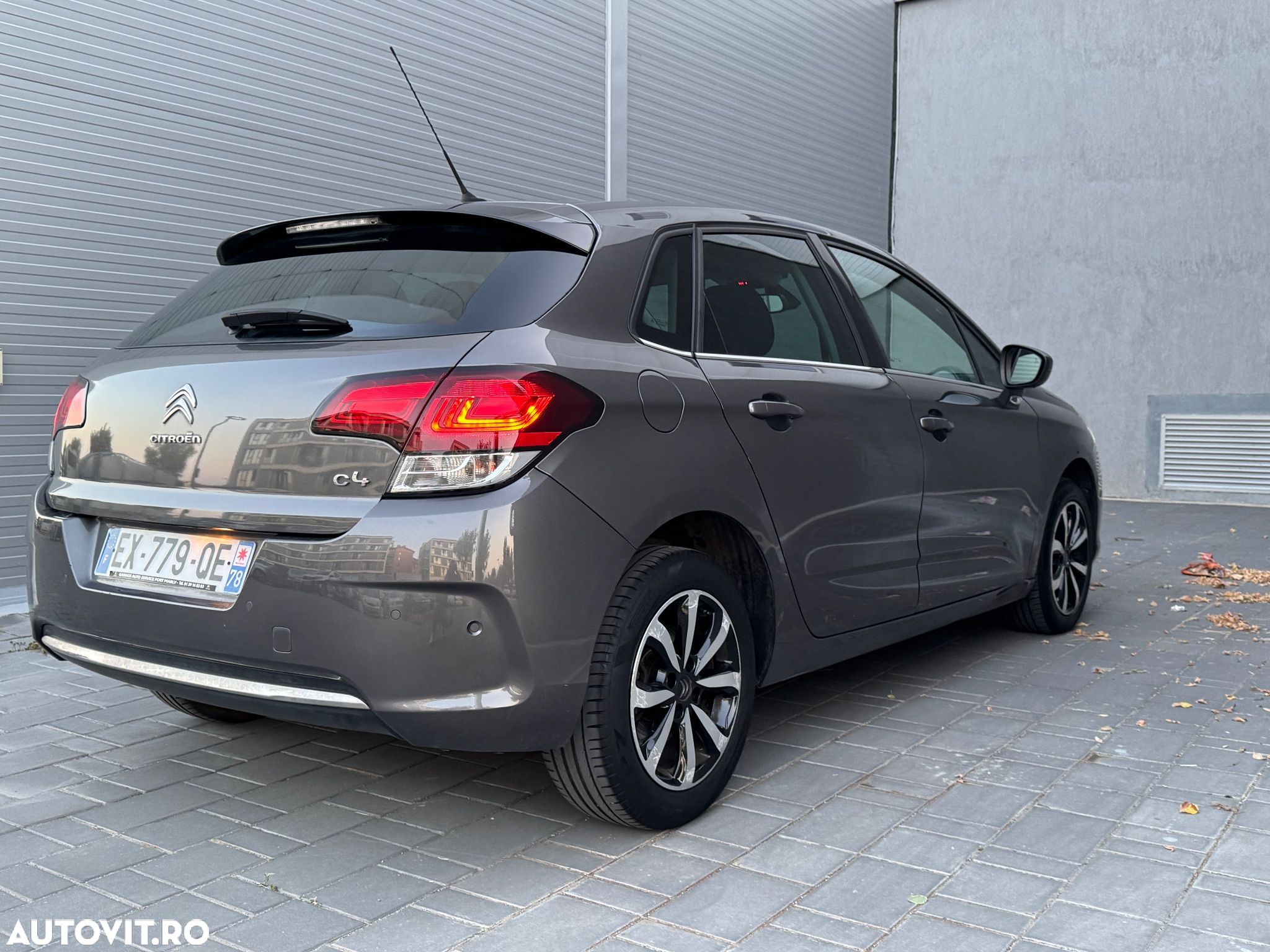Citroën C4 BlueHDi 120 Stop&Start EAT6 Shine - 38