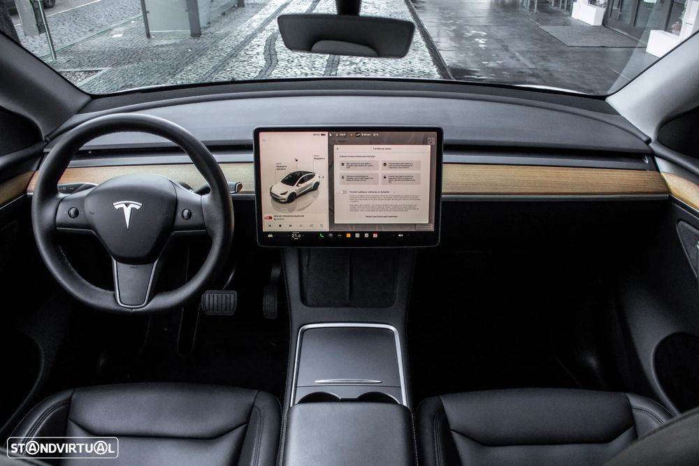 Tesla Model Y Long Range Tração Integral - 31