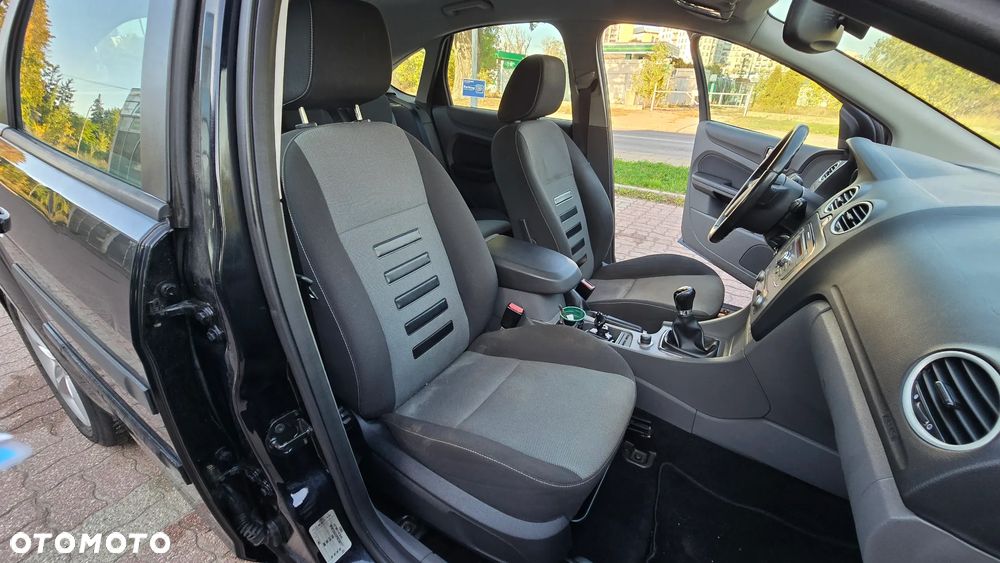 Ford Focus 2.0 Gold X - 17