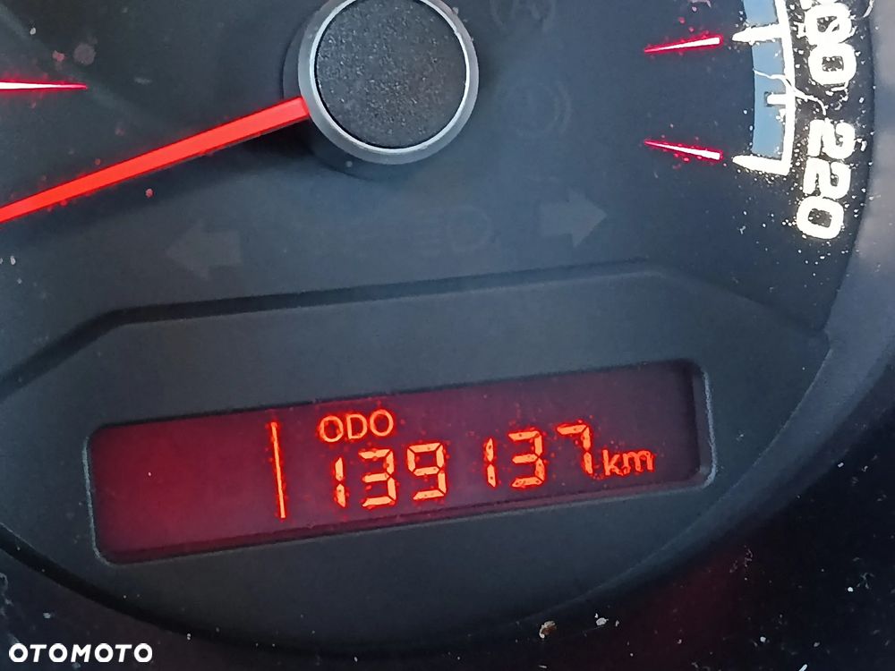 Kia Venga - 9