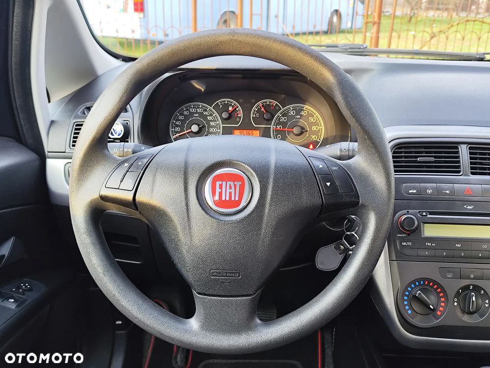 Fiat Punto - 15