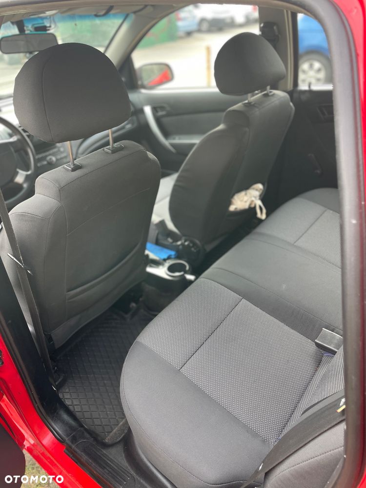 Chevrolet Aveo 1.2 16V Base - 12