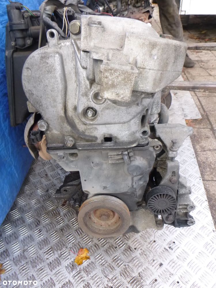 SILNIK RENAULT MEGANE 1,6 16V  2000 ROK  K4MA700 - 3
