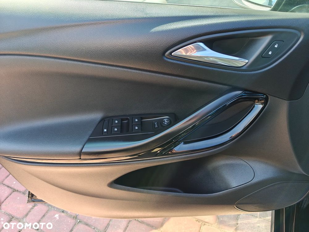 Opel Astra 1.6 Turbo Start/Stop Ultimate - 25